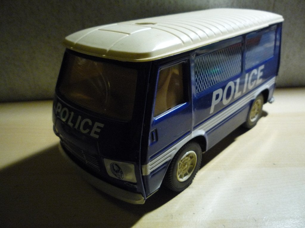 Oude blikken Peugeot J7 Police Joustra France, Ophalen of Verzenden