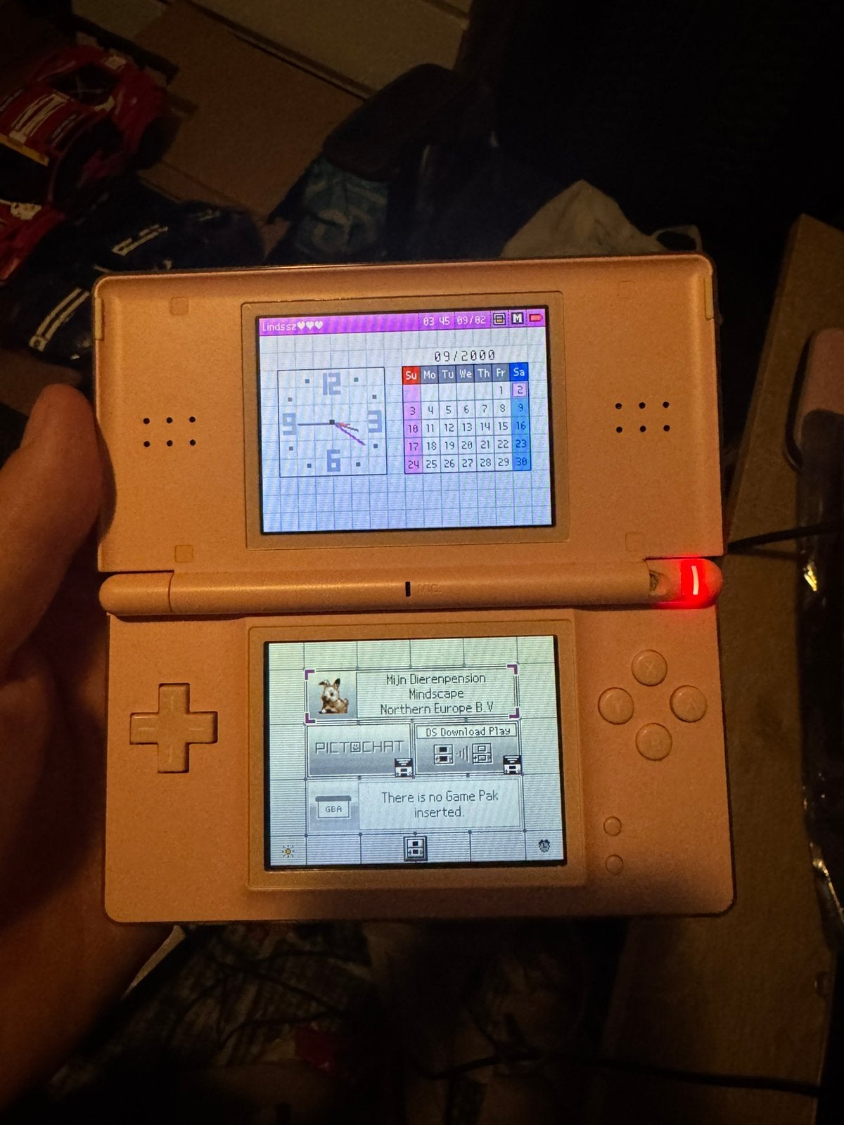 Nintendo ds lite met gebroken scharnier., Spelcomputers en Games, Ophalen of Verzenden, Niet werkend, Roze, DS Lite