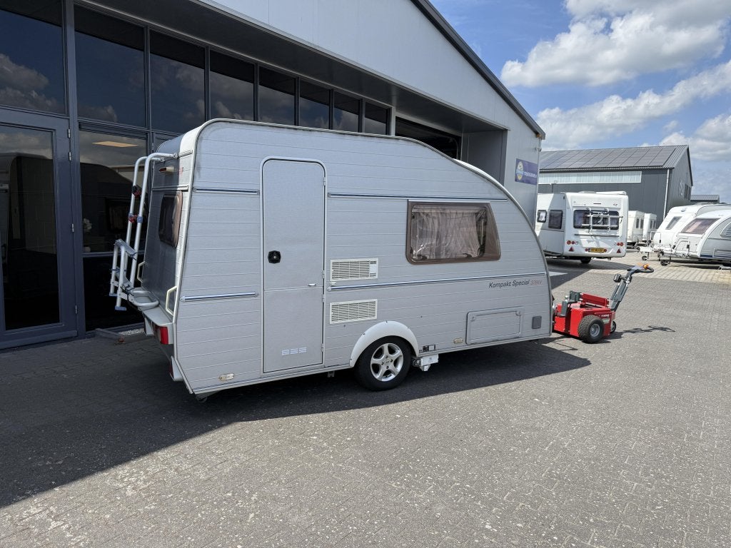 Kip Kompakt Special 37 EKV Langslaper +WC 680KG Mover Luifel, Schokbreker, Kip, Tot en met 2, Bedrijf