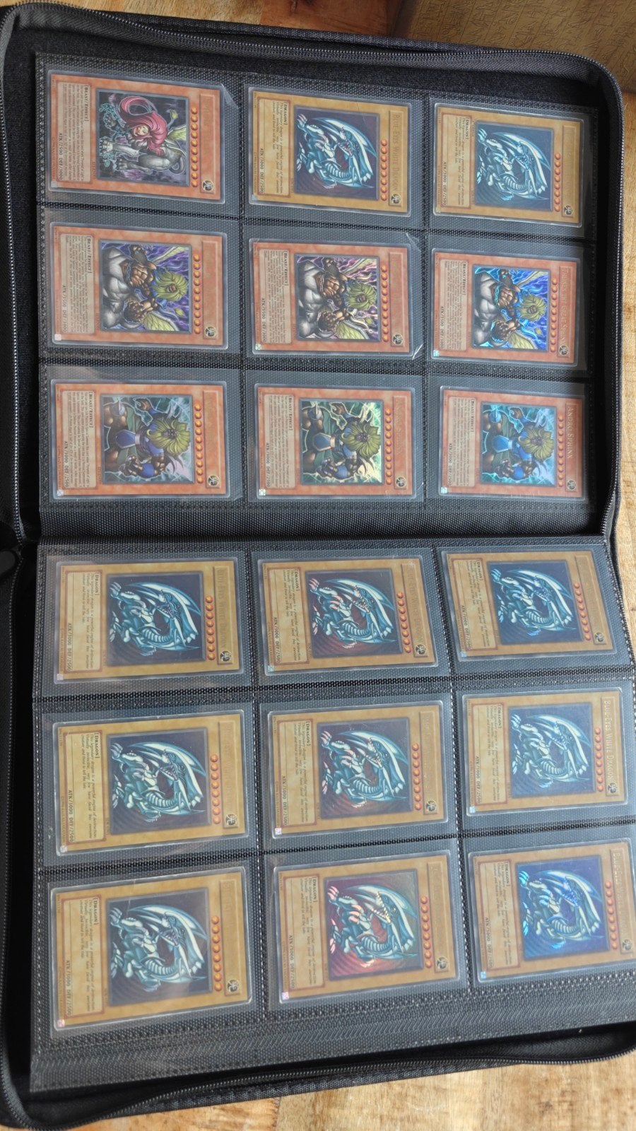 Mega verzameling Yu-Gi-Oh! kaarten (2002-2004) +2500 stuks, Hobby en Vrije tijd, Verzamelkaartspellen | Yu-gi-Oh!, Ophalen of Verzenden