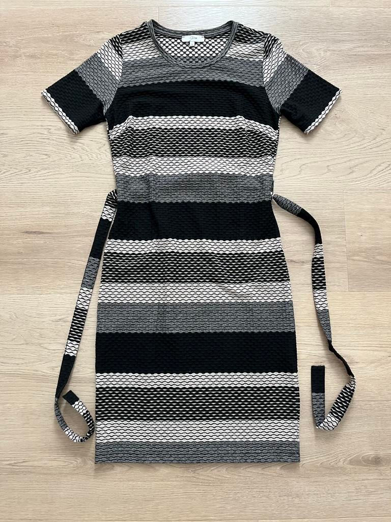 Mooi zwart-wit-grijs stretch jurk, Zwart, Ophalen of Verzenden, Zo goed als nieuw, Maat 36 (S)