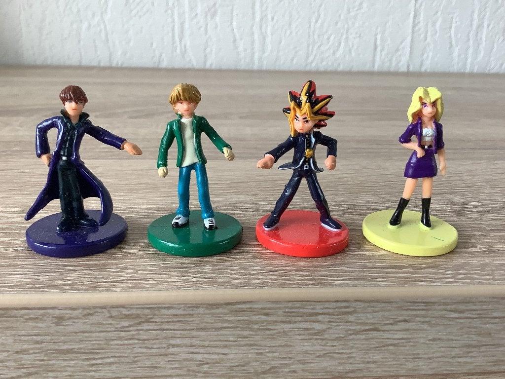 4 figuurtjes Yu Gi Oh 1996 Kazuki Takahashi 4 cm hoog 7,50, Ophalen of Verzenden, Zo goed als nieuw