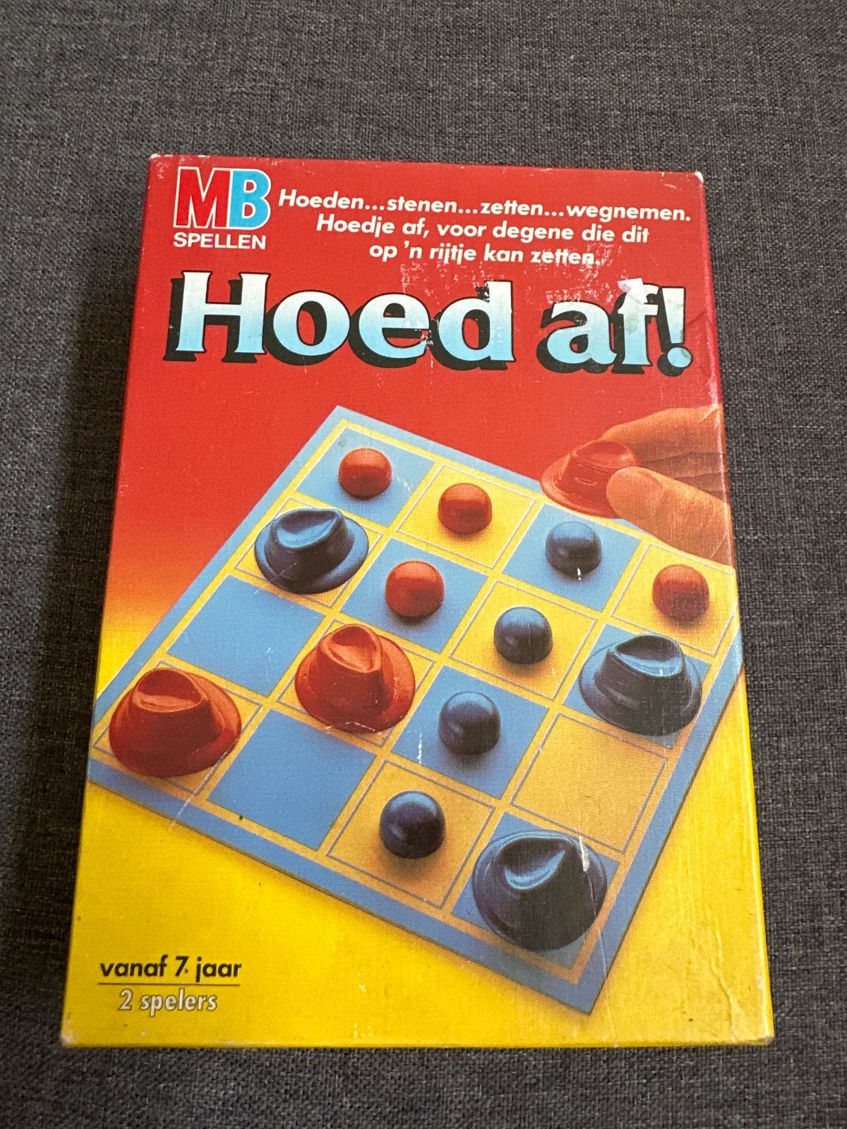 MB Spellen Hoed af! Bordspel - Klassiek familiespel, Een of twee spelers, Ophalen of Verzenden, Gebruikt