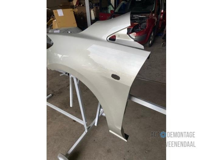 Scherm links-voor van een Mazda 5 (22R), -, -, Nieuw, Ophalen of Verzenden