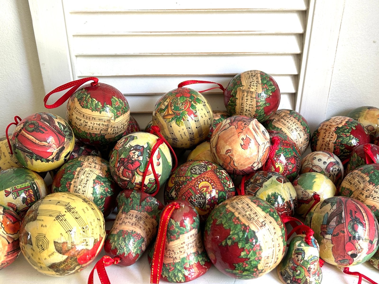 Vintage papier mache kerstballen kerstklok nostalgie 40 st, Ophalen