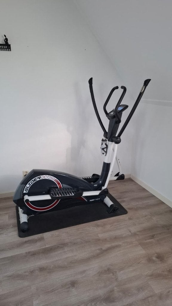 > Crosstrainer Flowfitness Glider DCT250i inclusief mat <, Ophalen, Zo goed als nieuw, Benen, Crosstrainer