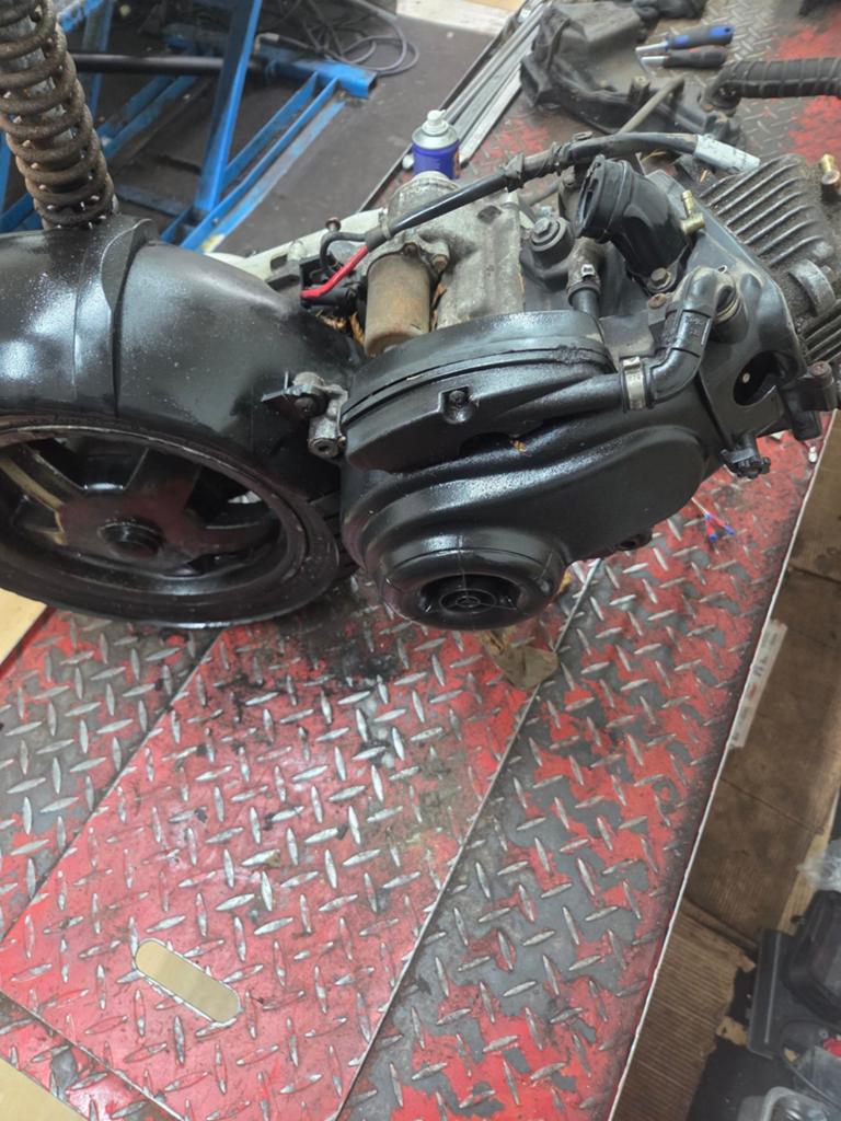 Scooter motorblok met achterwiel - Zwart, Ophalen of Verzenden, Gebruikt, Blok, Overige merken