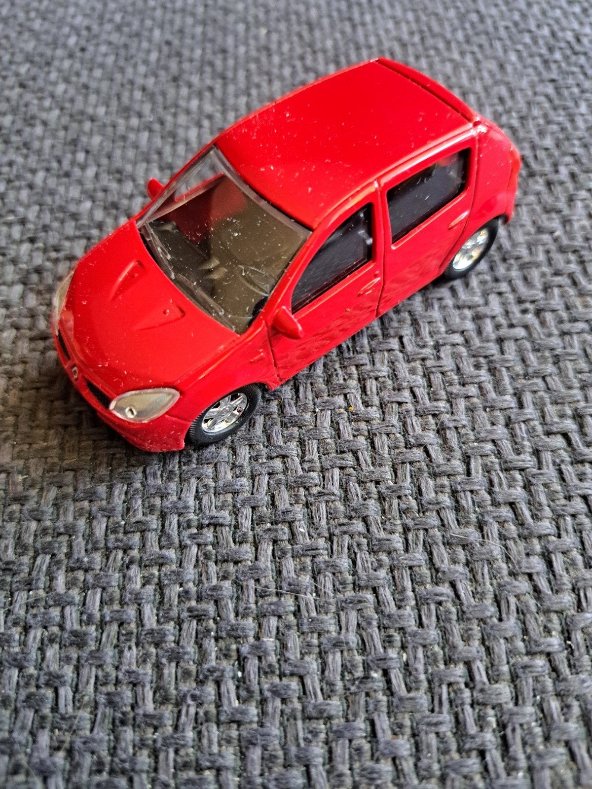 Eligor model Renault sandero 2008, Auto, Frankrijk, Ophalen of Verzenden, Zo goed als nieuw