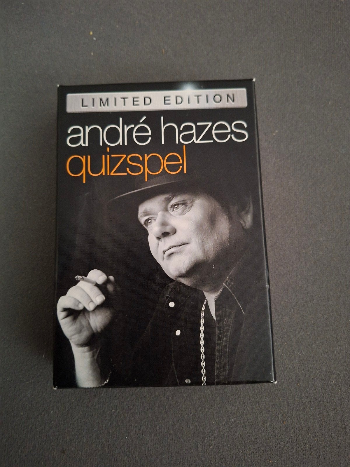 André Hazes Quizspel - Limited Edition, Drie of vier spelers, Ophalen of Verzenden, Zo goed als nieuw, Onbekend
