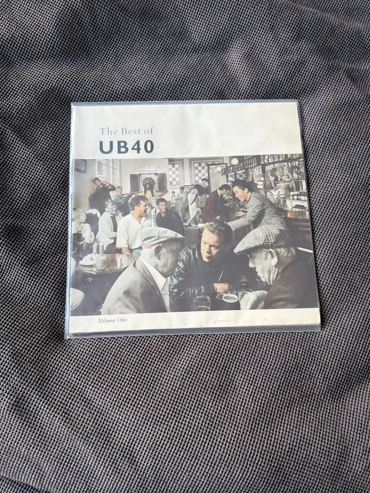The Best of UB40 - Volume One Lp, Cd's en Dvd's, Cd's | Pop, Gebruikt, Pop, Verzamelalbum, Ophalen of Verzenden