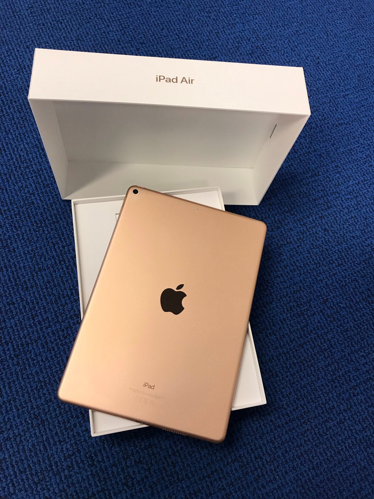 Apple iPad Air (3e generatie) 64GB Wi-Fi Goud (A2152) (82%), Computers en Software, Apple iPads, Zo goed als nieuw, Apple iPad Air