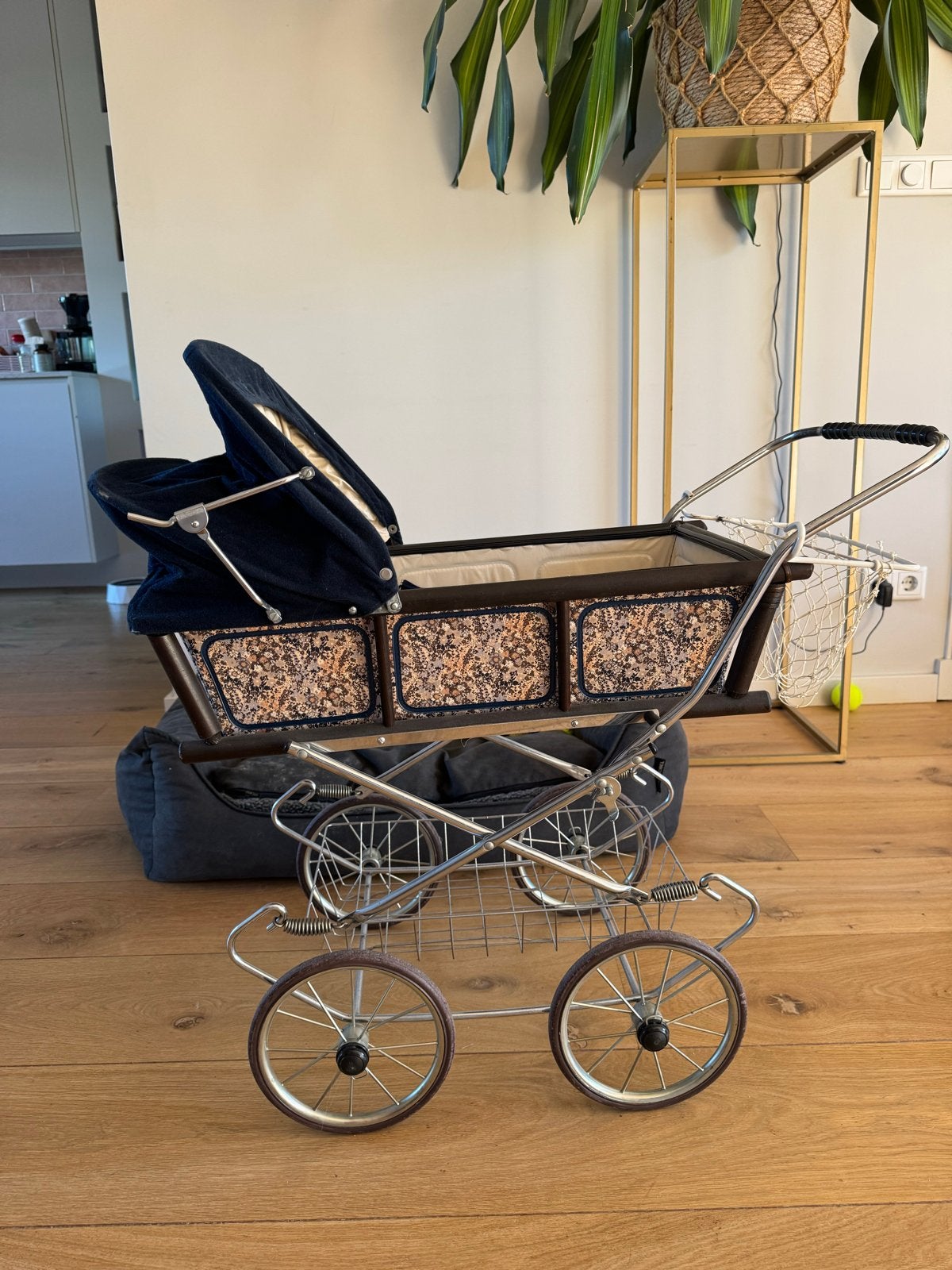 Vintage Poppenwagen Jaren '50/'60 - Donkerblauw & Compleet, Ophalen, Gebruikt, Overige typen