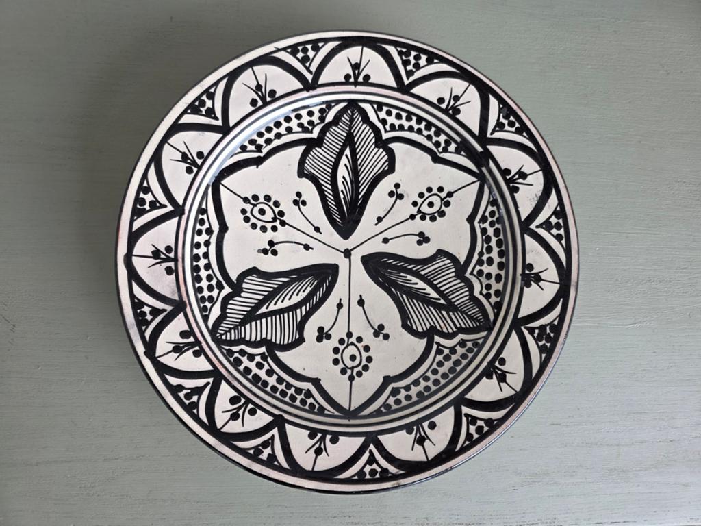 Aardewerk bord, Huis en Inrichting, Keuken | Servies, Ophalen of Verzenden, Aardewerk, Overige stijlen, Bord(en)