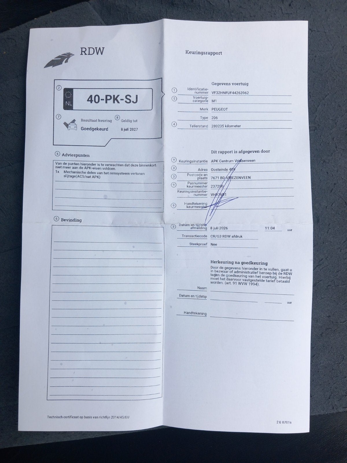 Peugeot 206 1.6 16V 3D 2004 Zwart, Auto's, Voorwielaandrijving, 15 km/l, 40 €/maand, Zwart
