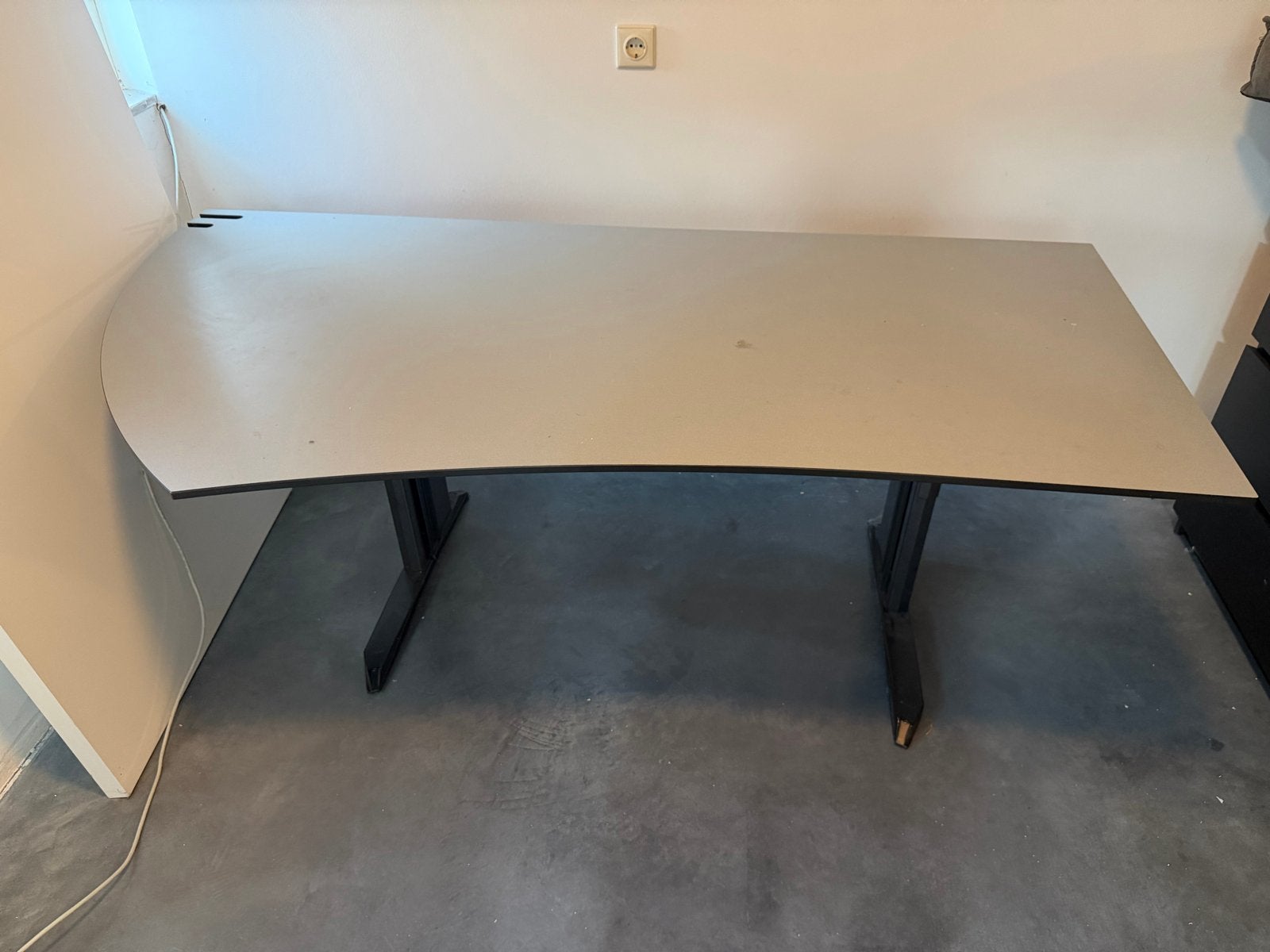 Gratis: Bulo Design Hoekbureau - Professionele Werkplek, Ophalen, Gebruikt, Hoekbureau, 94 cm