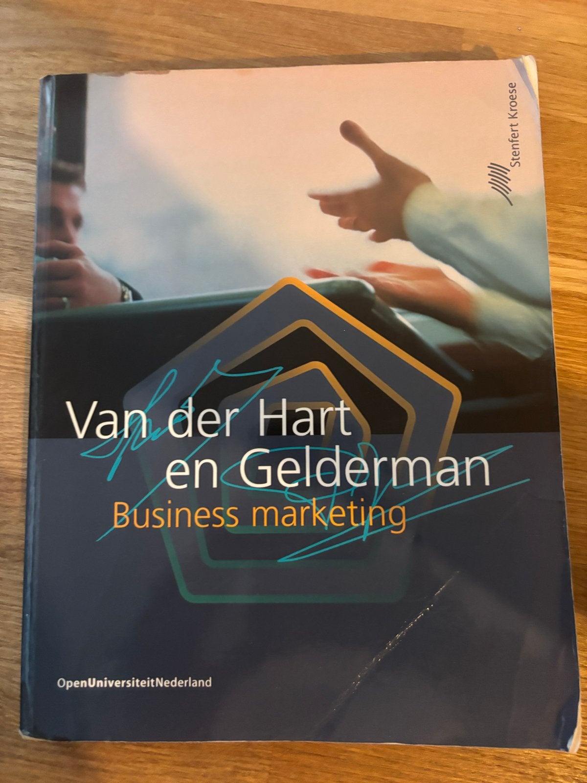 Business Marketing - Van der Hart en Gelderman (Goede doel), Boeken, Ophalen of Verzenden, Zo goed als nieuw, Economie en Marketing