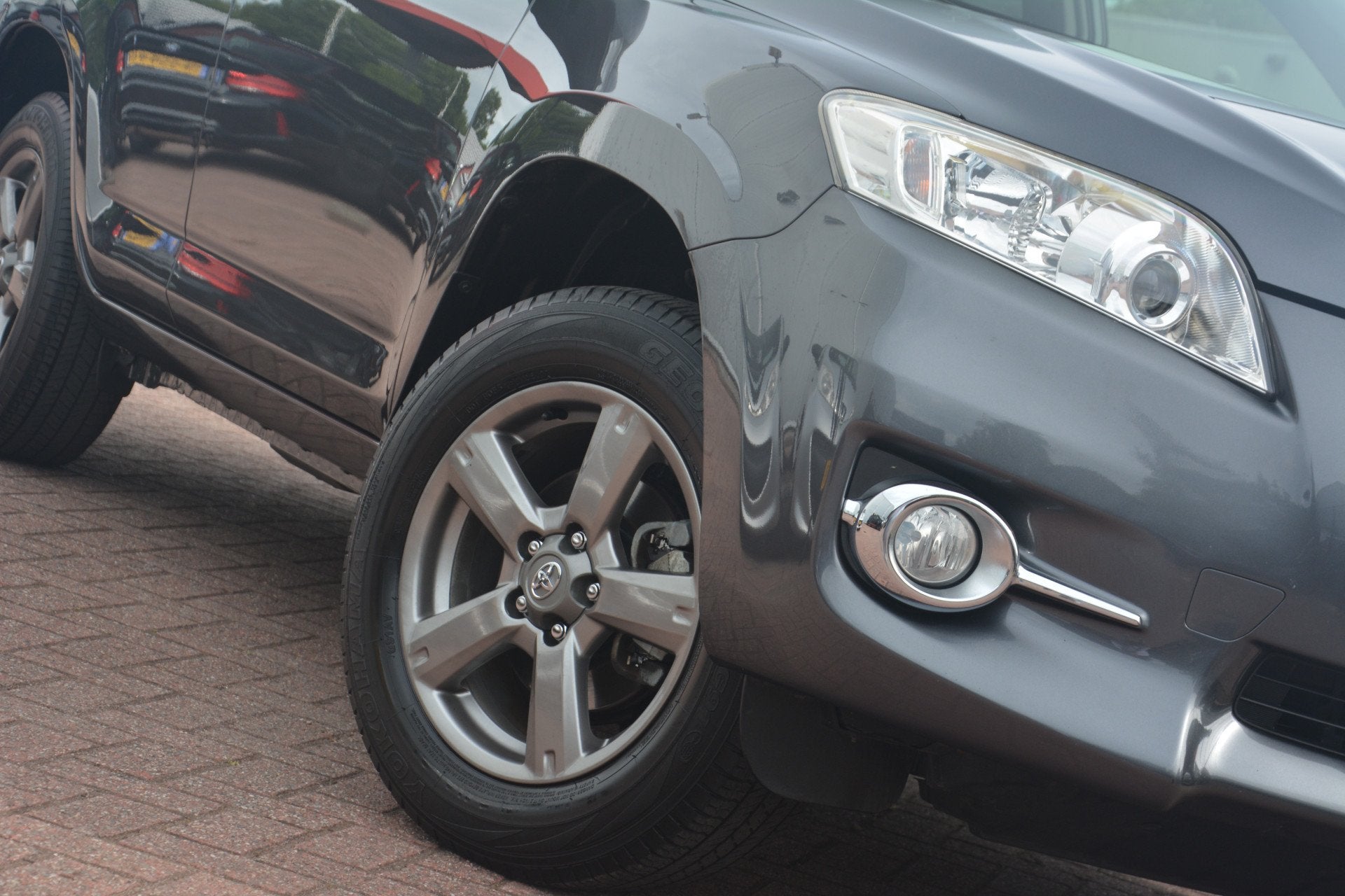 Toyota RAV4 2.0 VVTi Executive Business | Navigatie | Leer |, Auto's, Toyota, 13 km/l, Euro 5, Gebruikt, Zwart