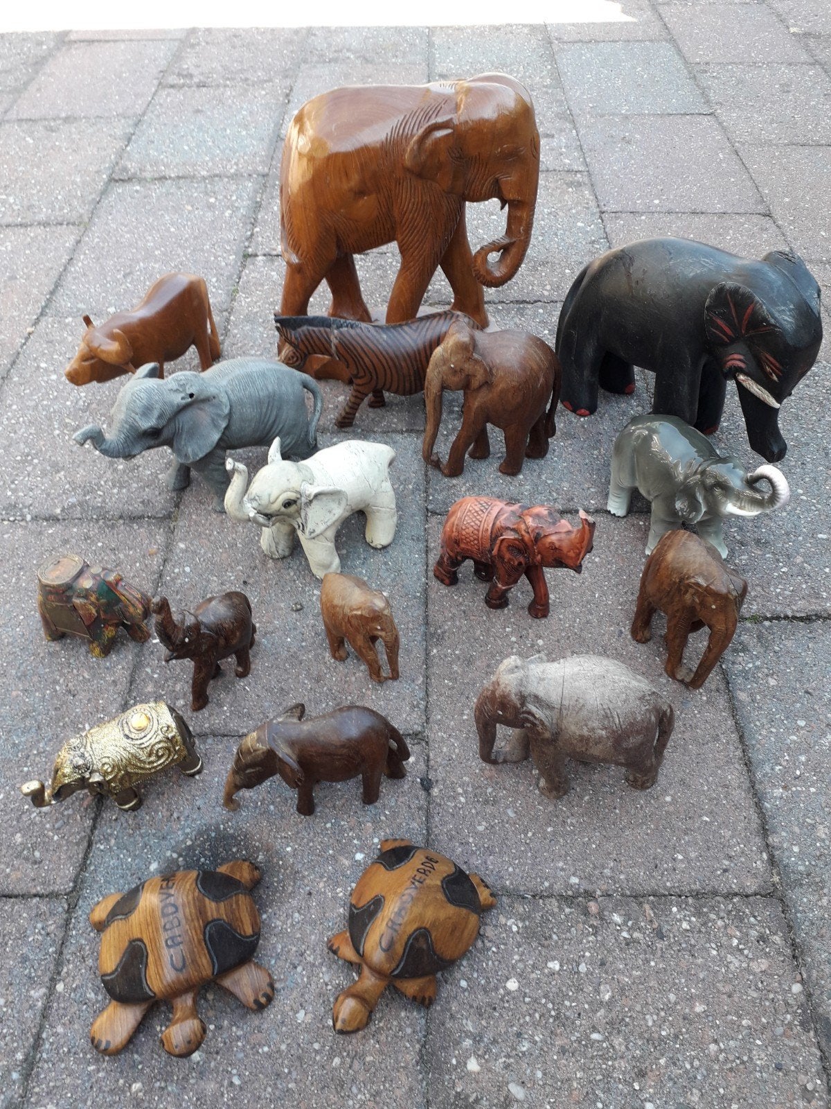 markt plaats, Verzamelen, Ophalen of Verzenden, Wild dier, Beeldje of Figuurtje