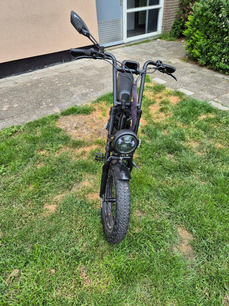 AGM GT250 Fatbike - Zo goed als nieuw, Fietsen en Brommers, Elektrische fietsen, Ophalen of Verzenden, Zo goed als nieuw, Overige merken