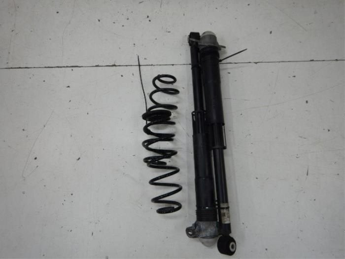 VW Polo 2G Schokdemper Set Achterzijde L+R, Auto-onderdelen, Ophalen of Verzenden, Gebruikt