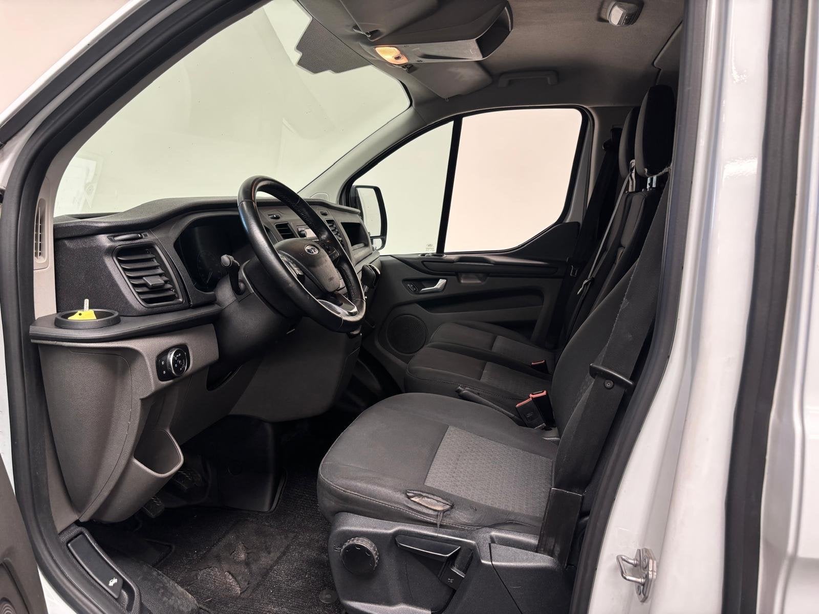 Ford Transit Custom 300 2.0 TDCI L2H1 Trend MHEV Dubbele Cab, Auto diversen, Wit, Ford, Ford Nederland B.V., Stroombaan 16
1181 VX  Amsterdam, NL