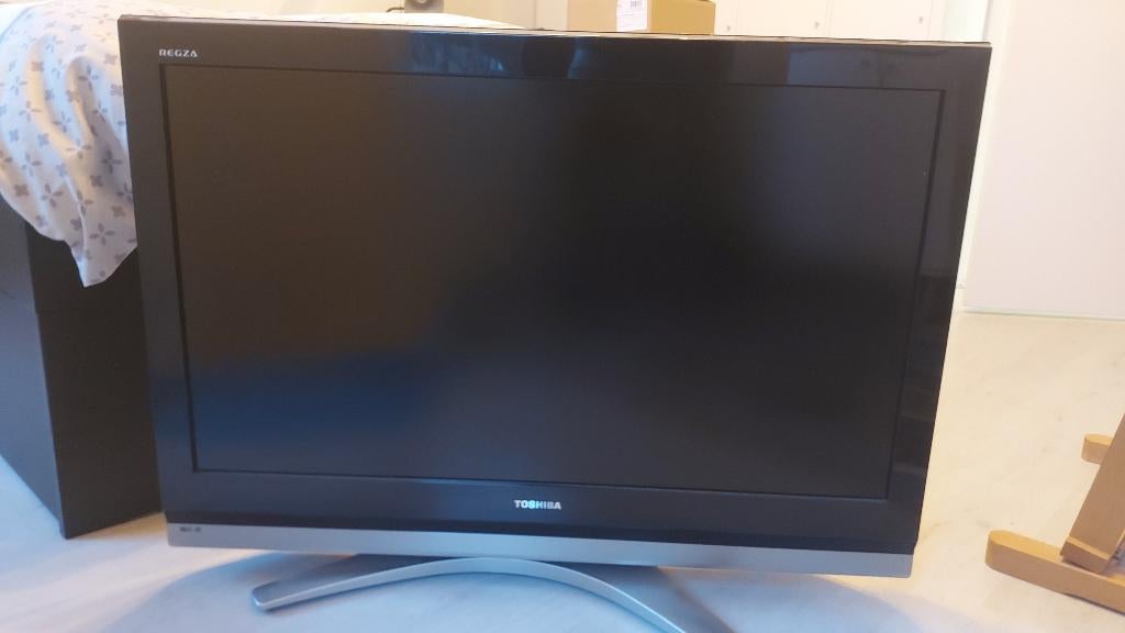 Toshiba LCD TV, Audio, Tv en Foto, Televisies, Ophalen, LCD, 80 tot 100 cm, 100 Hz