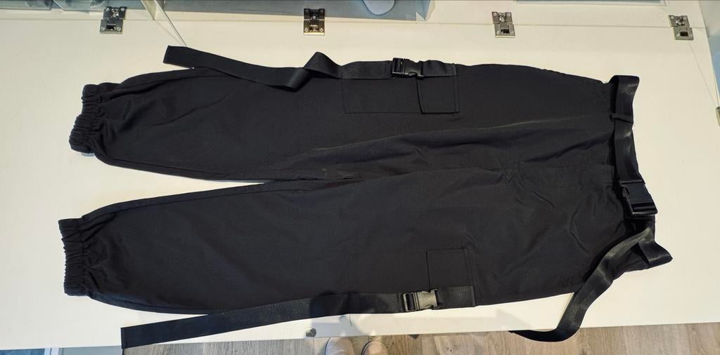 Zwarte cargo broek met gespen - SHEIN 34-36, Zwart, Ophalen of Verzenden, Zo goed als nieuw, Maat 36 (S)