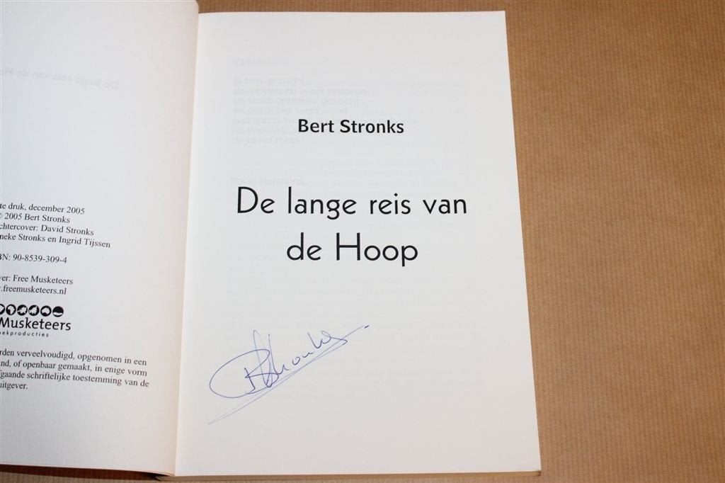 De Lange Reis van de Hoop — Gesigneerd Exemplaar, Boeken, Ophalen of Verzenden, Zo goed als nieuw, Overige onderwerpen, Achtergrond en Informatie