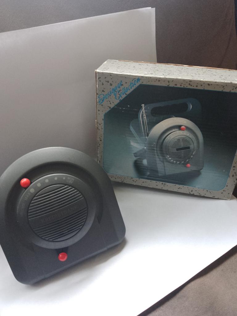 Vintage Designer Collection Radio - Batterijen niet inbegrep, Audio, Tv en Foto, Radio's, Ophalen of Verzenden, Gebruikt, Radio