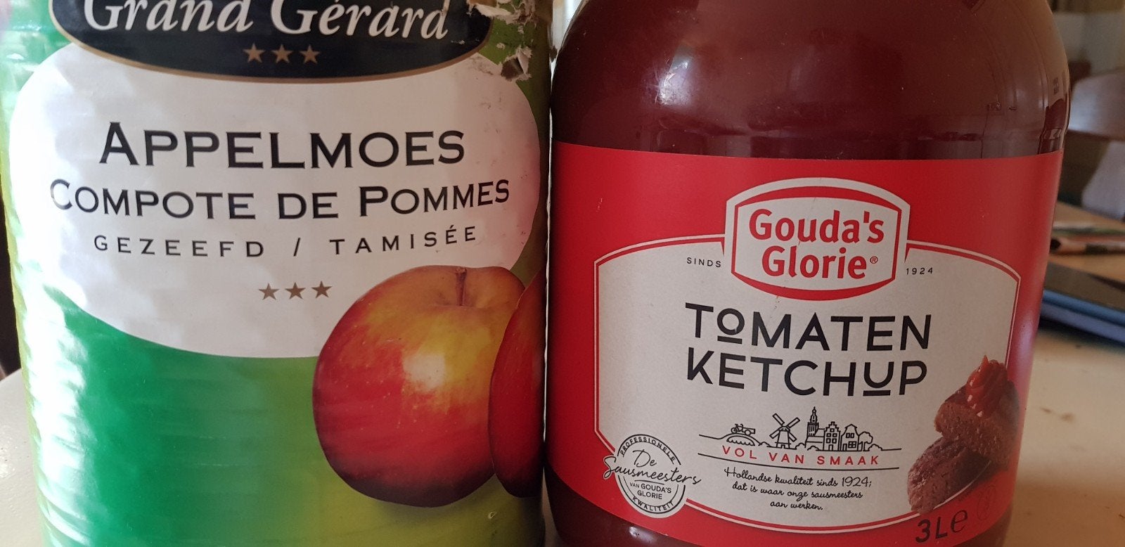 Appelmoes 4,5 liter en tomaten Ketchup 3 liter 2026 10euro, Ophalen