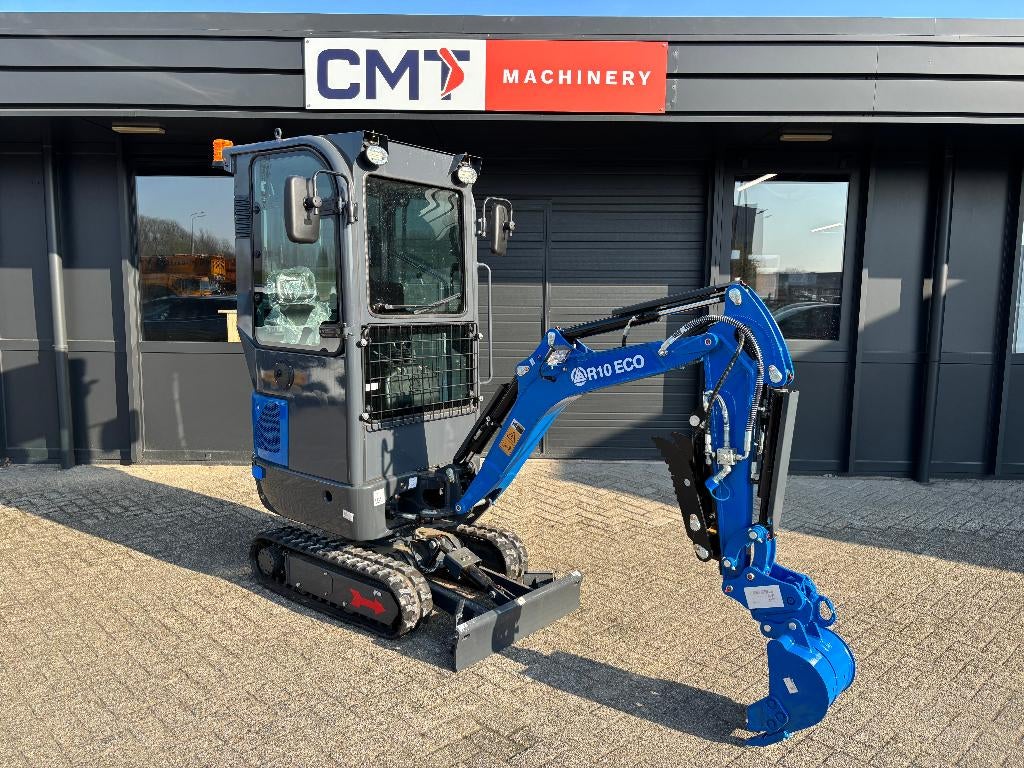 Rippa (kubota) R10 minigraver 1 ton cabine + 2 gratis bakken, Zakelijke goederen, Machines en Bouw | Kranen en Graafmachines, Ophalen of Verzenden