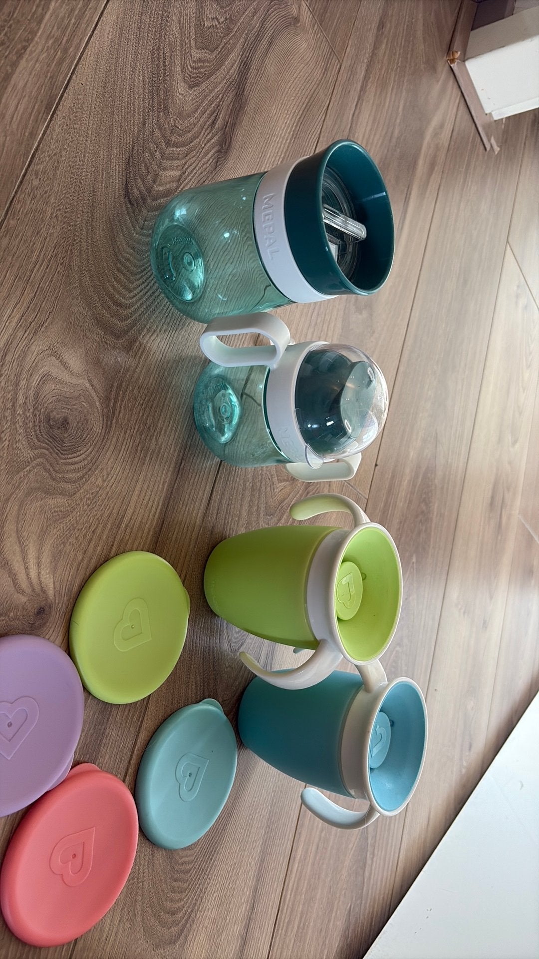 Drinkbekers peuter Mepal en Munchkin (antilek), Ophalen, Zo goed als nieuw, Overige typen
