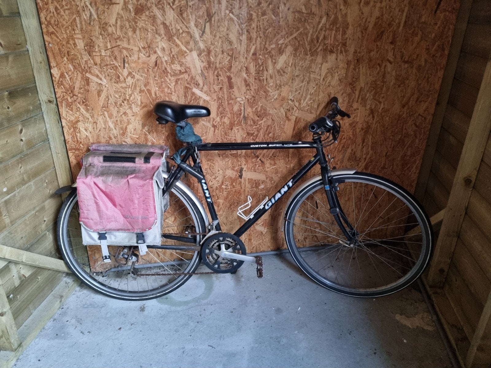 Giant bike - needs maintenance, Ophalen, Gebruikt, Velgrem, Versnellingen
