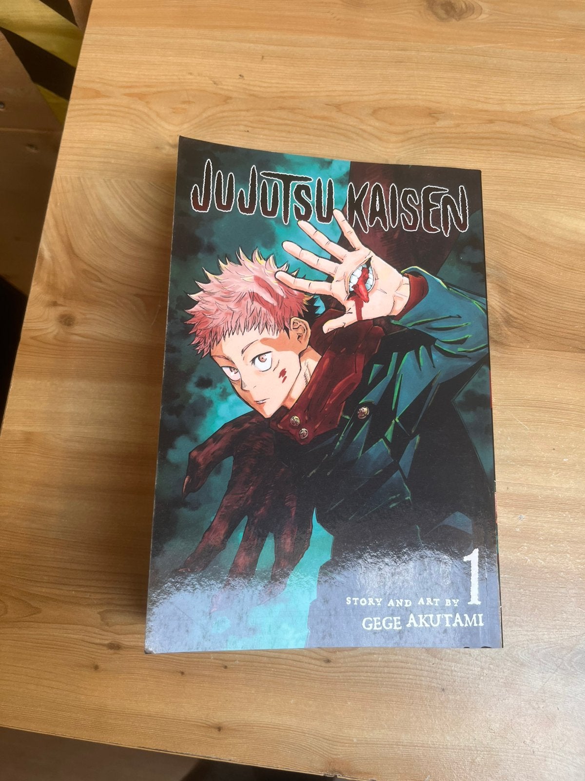 Jujutsu Kaisen manga deel 1 engels – Zo goed als nieuw, Boeken, Meerdere comics, Ophalen of Verzenden, Zo goed als nieuw, Japan (Manga)
