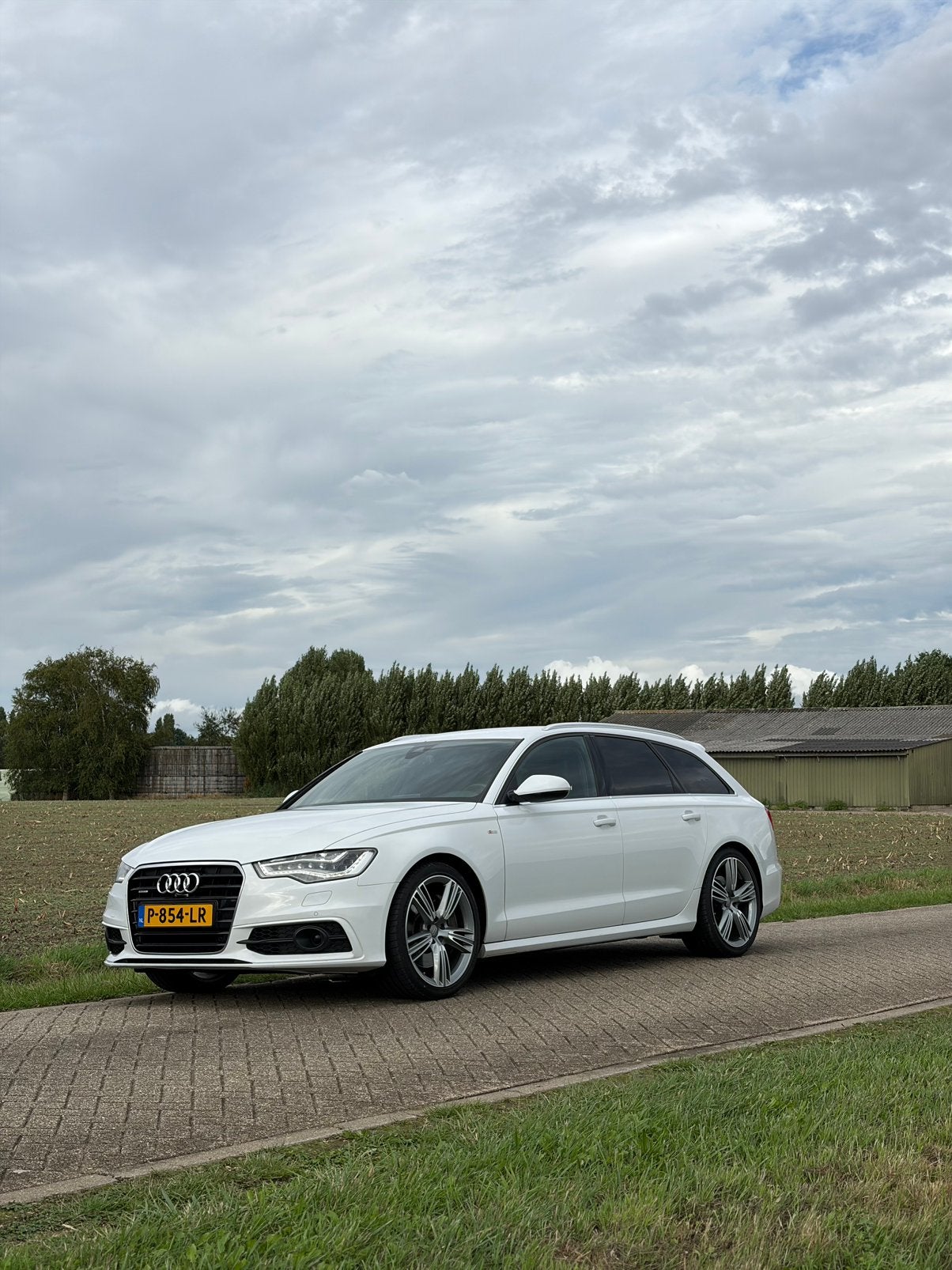 Audi A6 3.0TFSI REVISIE DSG nwe APK Avant Qua.s-tr 2012 Wit, Automaat, Zwart, 2995 cc, Wit