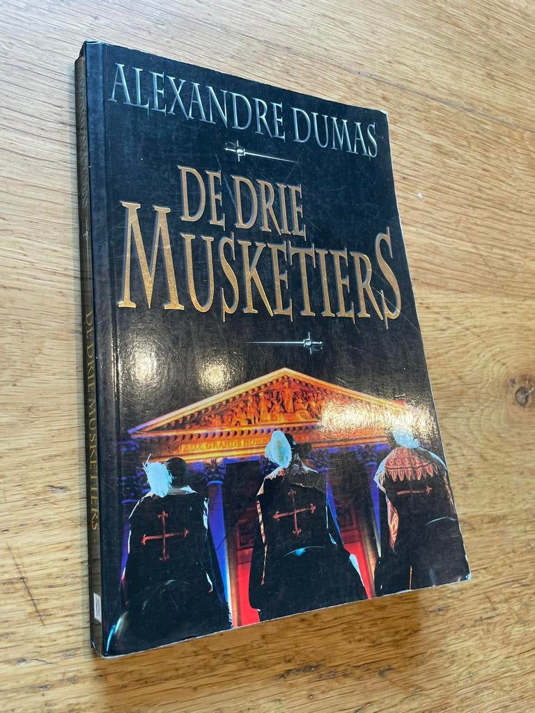 Boek; Drie musketiers, Boeken, Ophalen, Gelezen, Alexandre Dumas