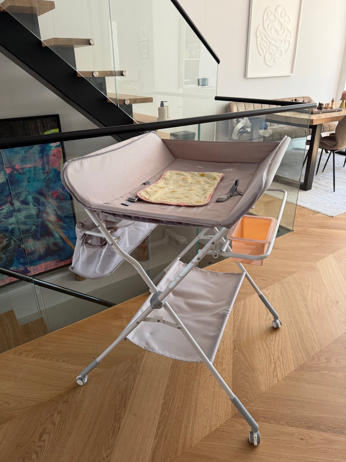 Praktisch Aankleedkussen met Badje - Zo goed als nieuw, Gebruikt, Aankleedkussen, Standaard, Ophalen