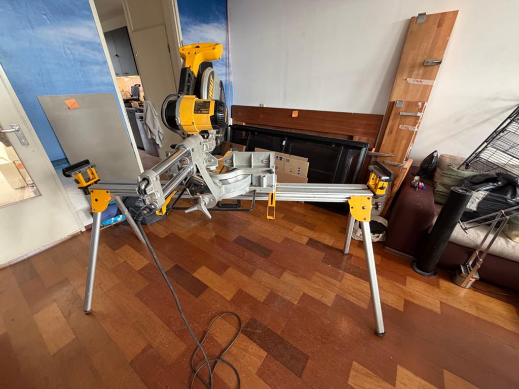 DeWalt Afkortzaag DW708-QS - plus standaard, zgan., Ophalen, 70 mm of meer, Zo goed als nieuw, Afkortzaag
