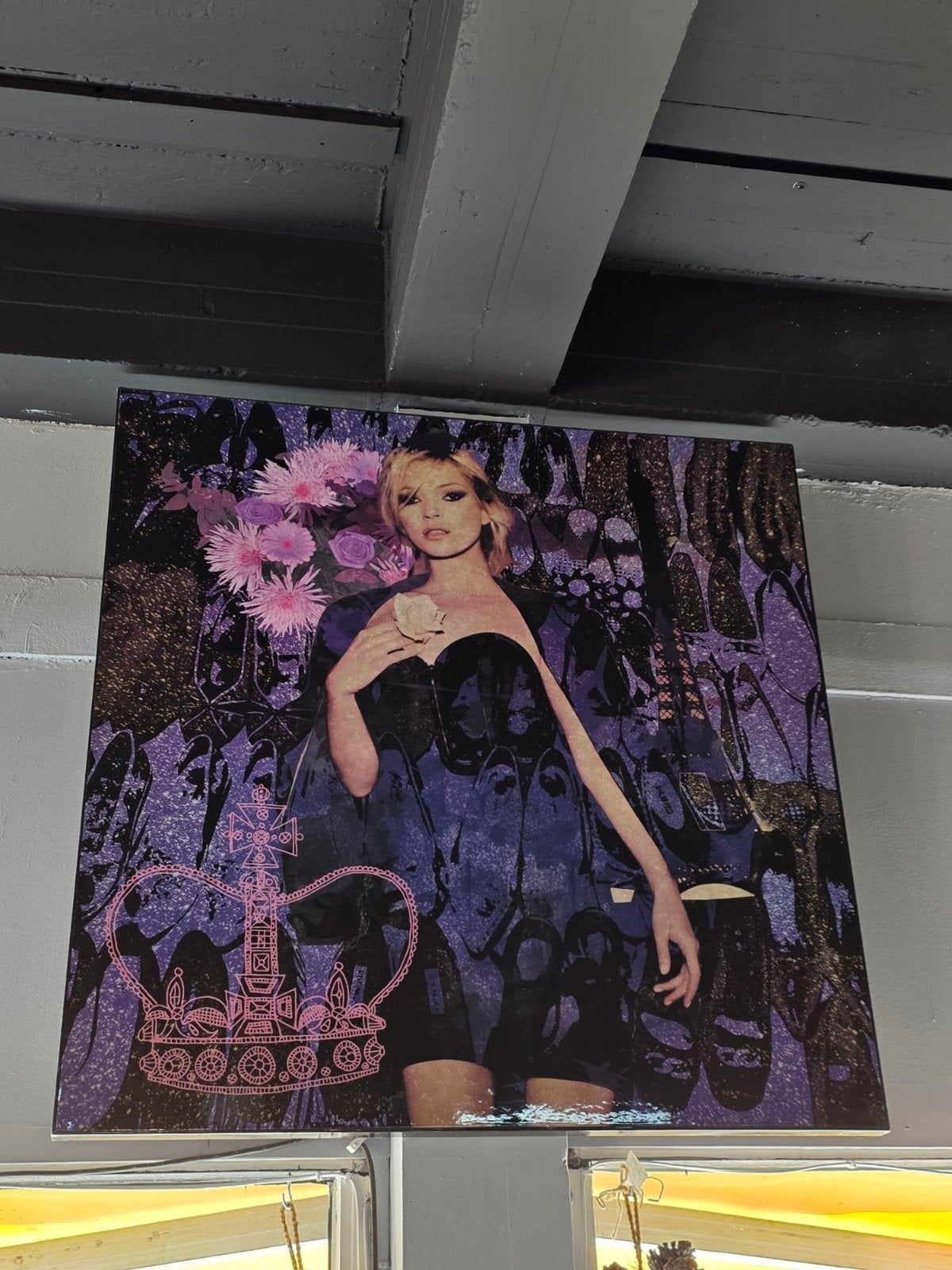 Modern schilderij: Vrouw met bloemen en kroon, Ophalen of Verzenden