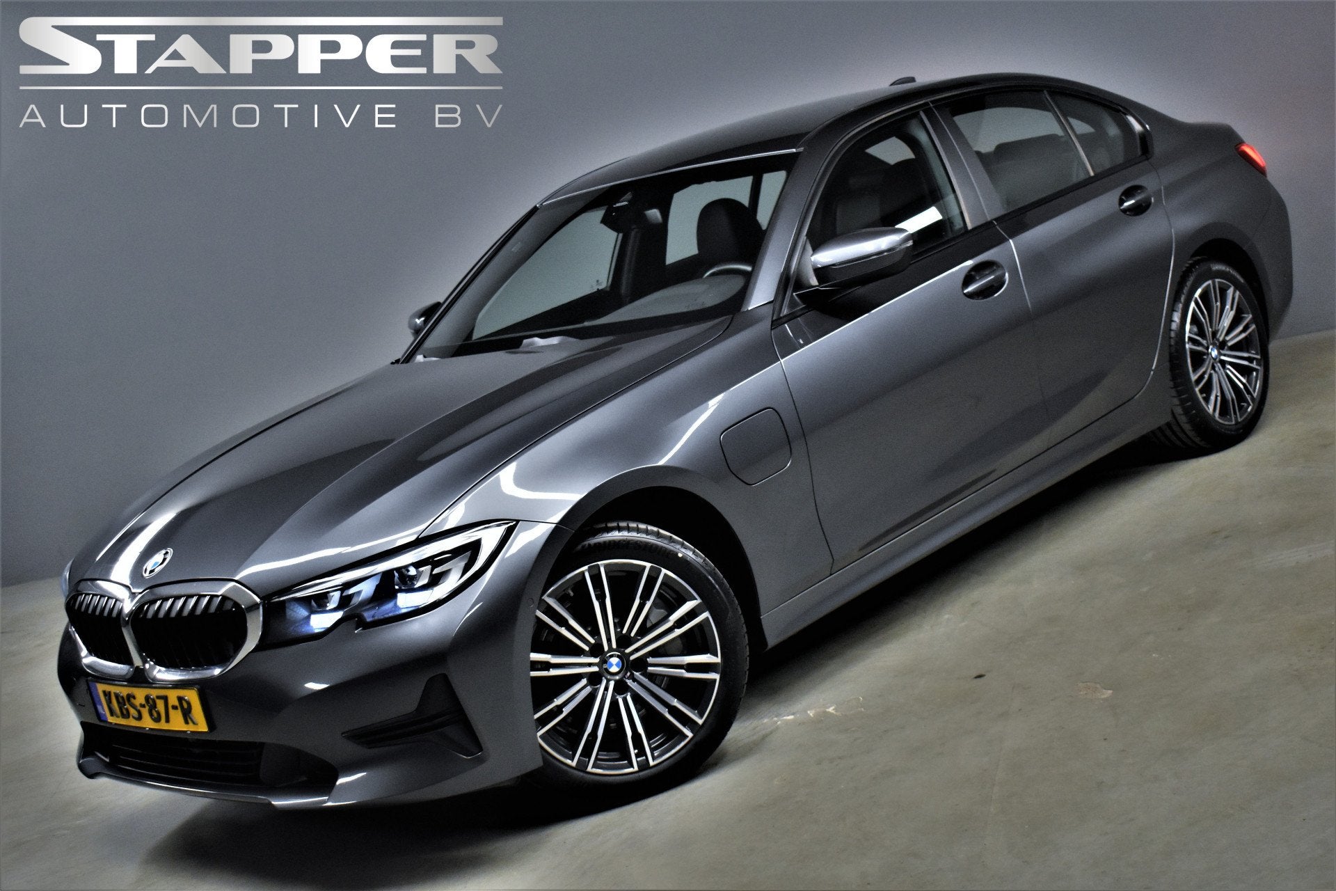 BMW 3-serie 330e 292pk Automaat High Executive Virtual/Carpl, Auto's, BMW, 1998 cc, Achterwielaandrijving, Gebruikt, Euro 6