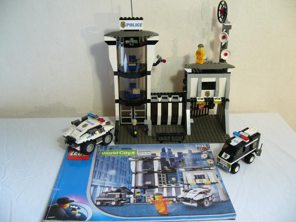 Lego City 7035 Police HQ, Ophalen of Verzenden, Complete set, City, Gebruikt