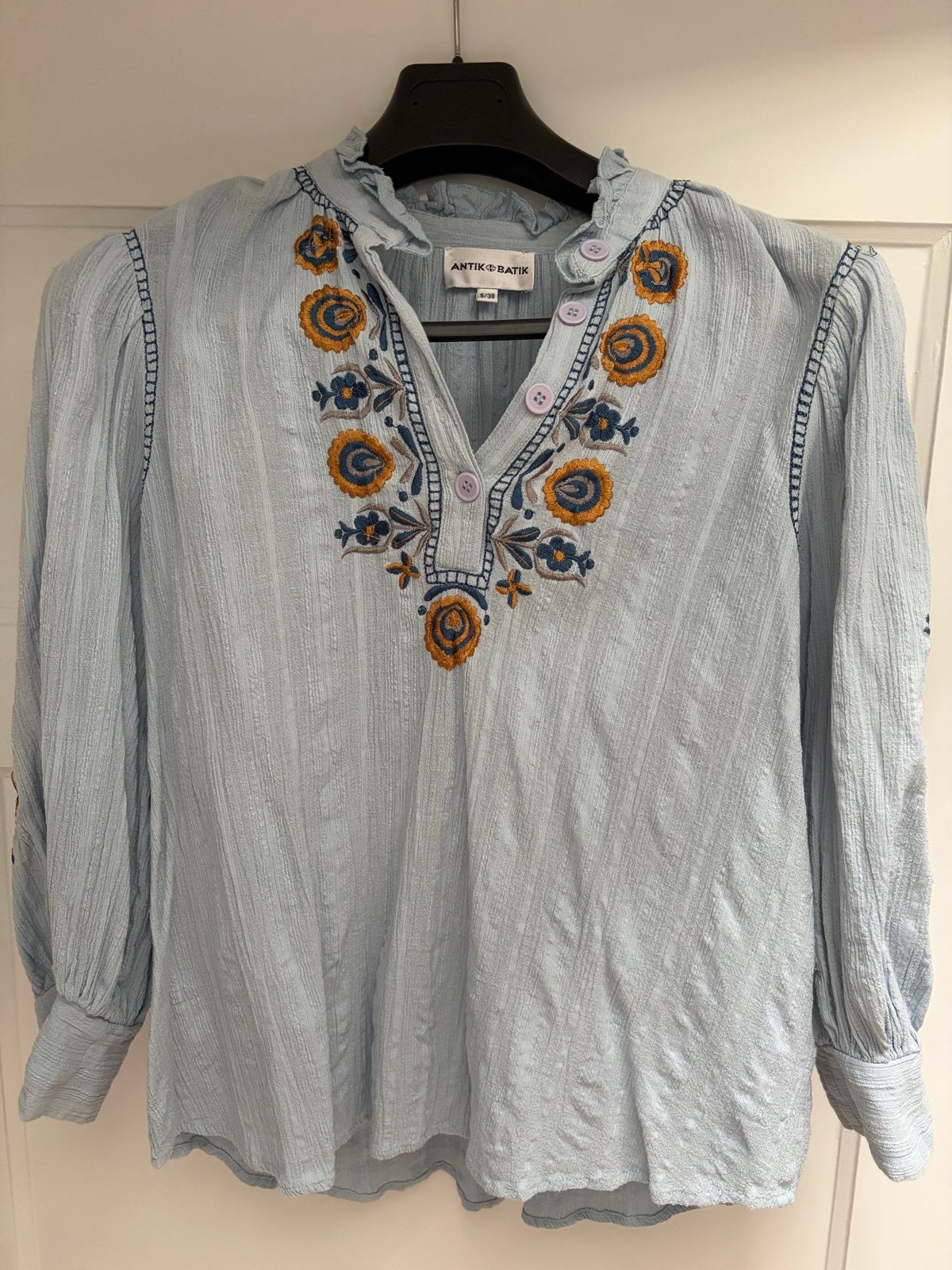 Antik Batik oversized blouse met geborduurde bloemen, Kleding | Dames, Verzenden, Zo goed als nieuw, Maat 38/40 (M), Blauw