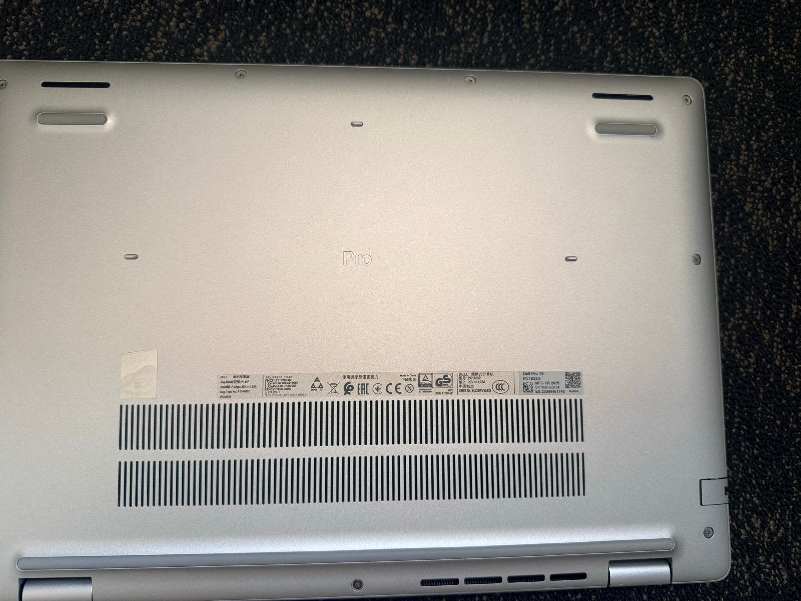 Dell Pro 16 Laptop - Zo goed als nieuw met accessoires, Ophalen of Verzenden, Zo goed als nieuw, 16 inch, 2 tot 3 Ghz