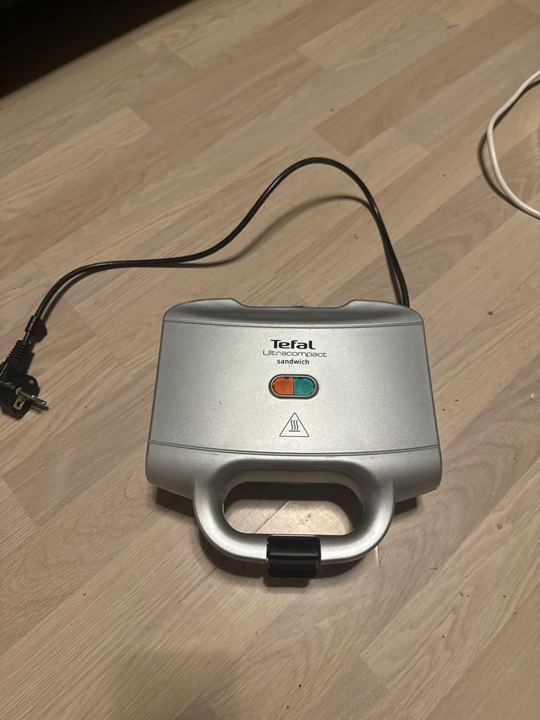 Tefal Ultracompact Sandwichmaker - Zilver, Ophalen, Gebruikt