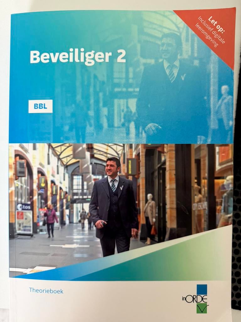 Beveiliging niveau 2 bbl Theorieboek, Ophalen of Verzenden, Zo goed als nieuw, Overige niveaus, Overige vakken