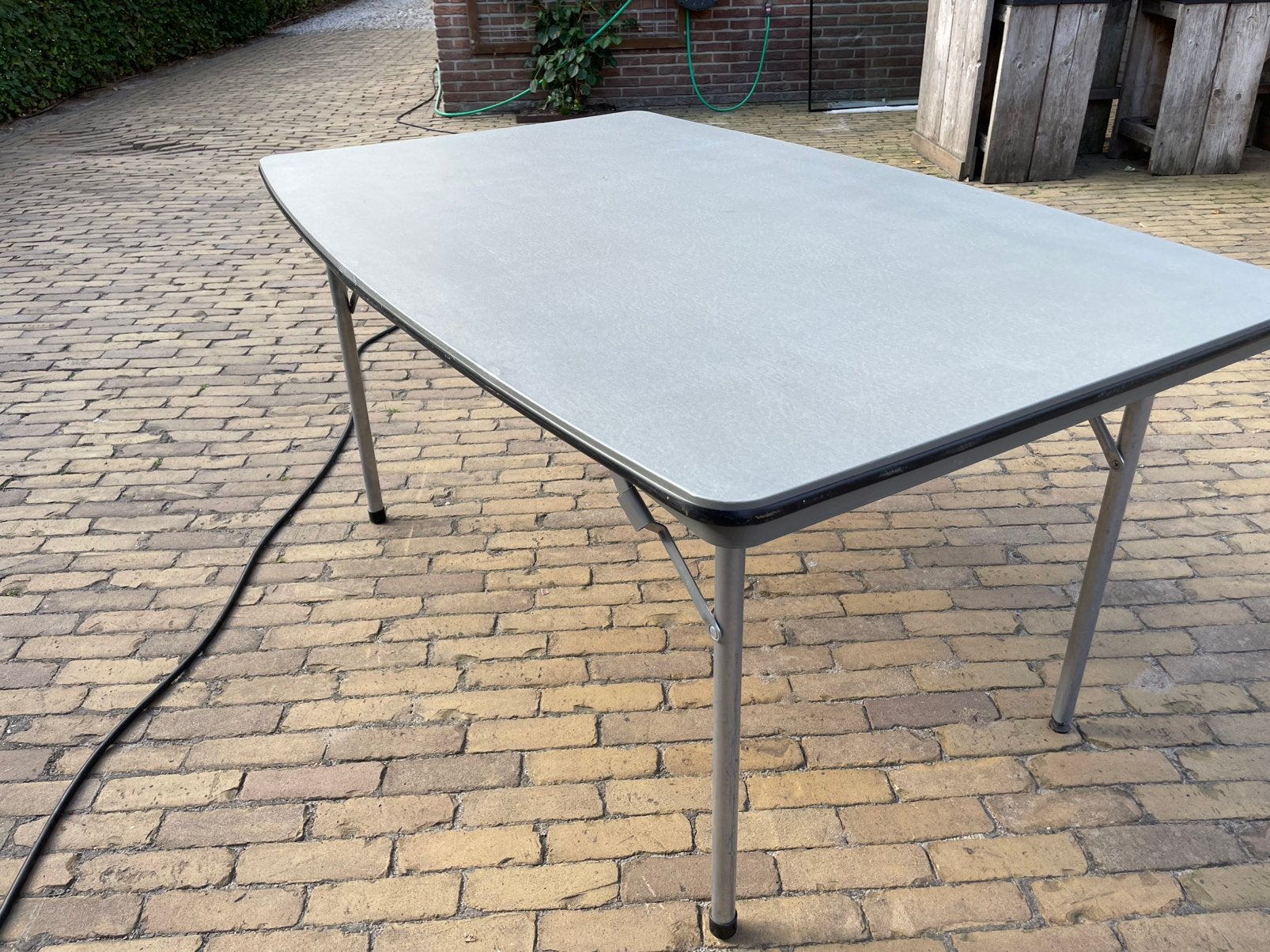 Isabella kampeer tafel gebruikt., Caravans en Kamperen, Ophalen, Gebruikt, Campingtafel