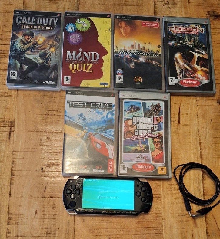 Zwarte Psp 2000 (Slim/Lite) te koop, Ophalen of Verzenden, Zo goed als nieuw
