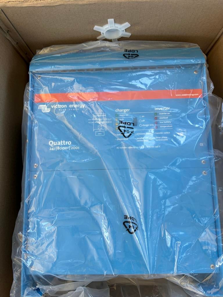 Victron Quattro 24V 8000VA Omvormer/Lader - software fout, Ophalen, Gebruikt, Overige typen