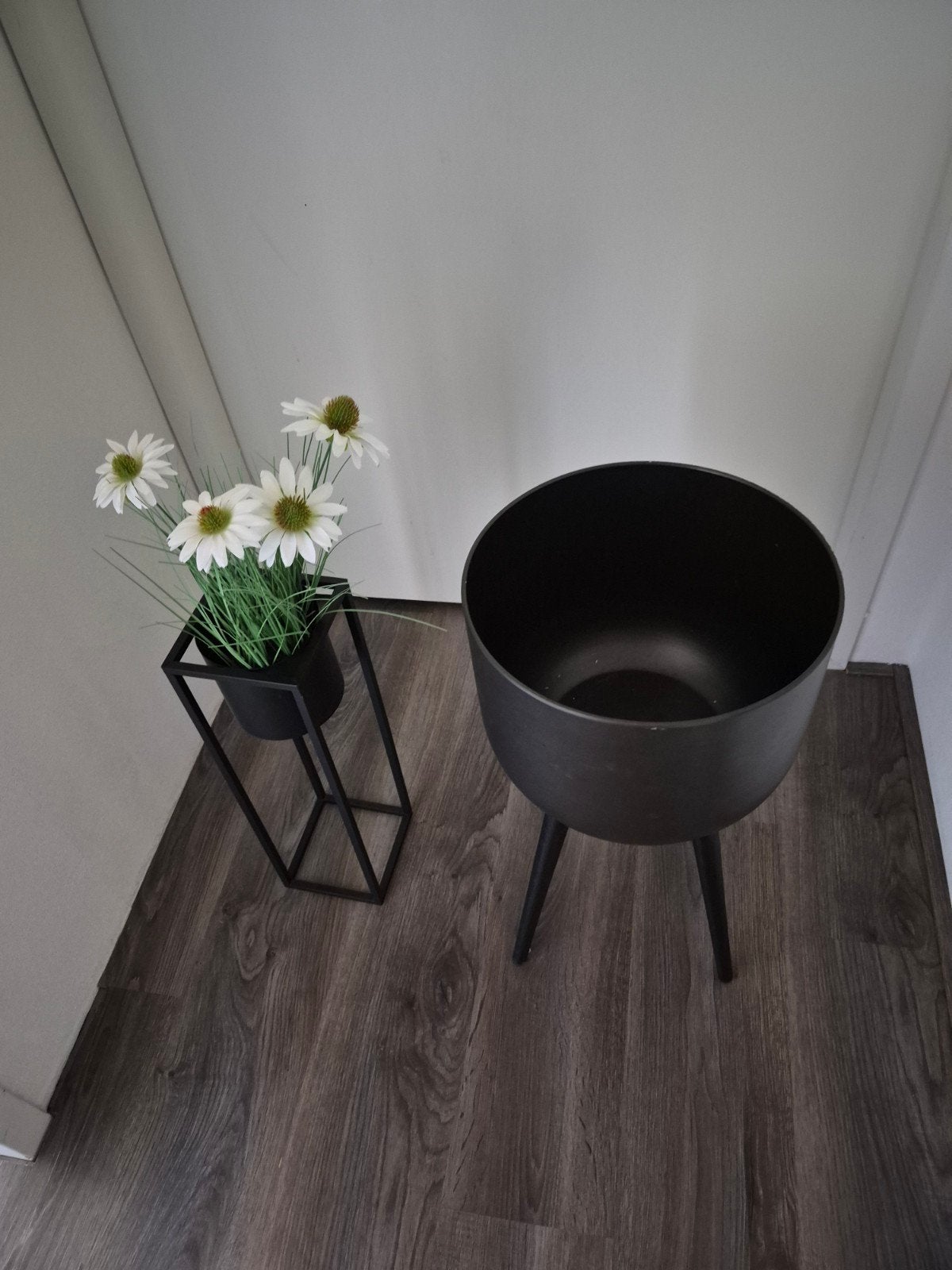 tekoop bloempot staande, Ophalen, 40 cm of meer, Rond, Metaal