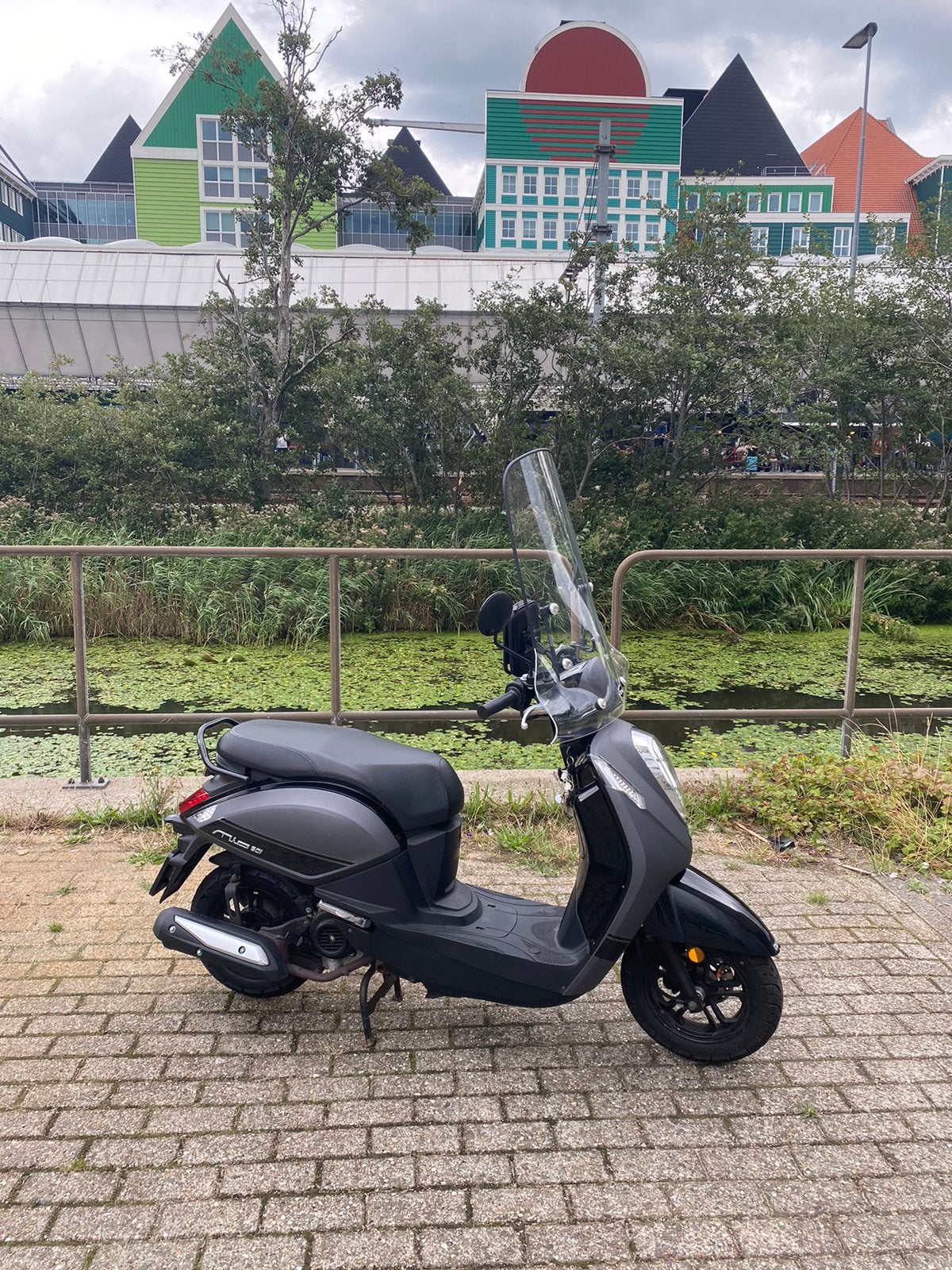 Sym mio 50i snor scooter 2020, Ophalen, SYM, Zo goed als nieuw, Benzine